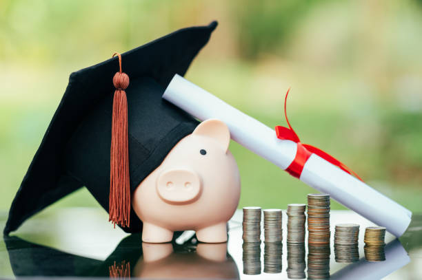 Scholarships Stock Image - Link to FinAid Page