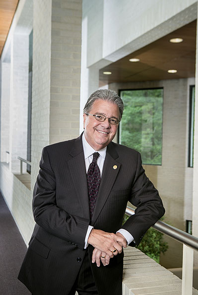 USM Chancellor Caret